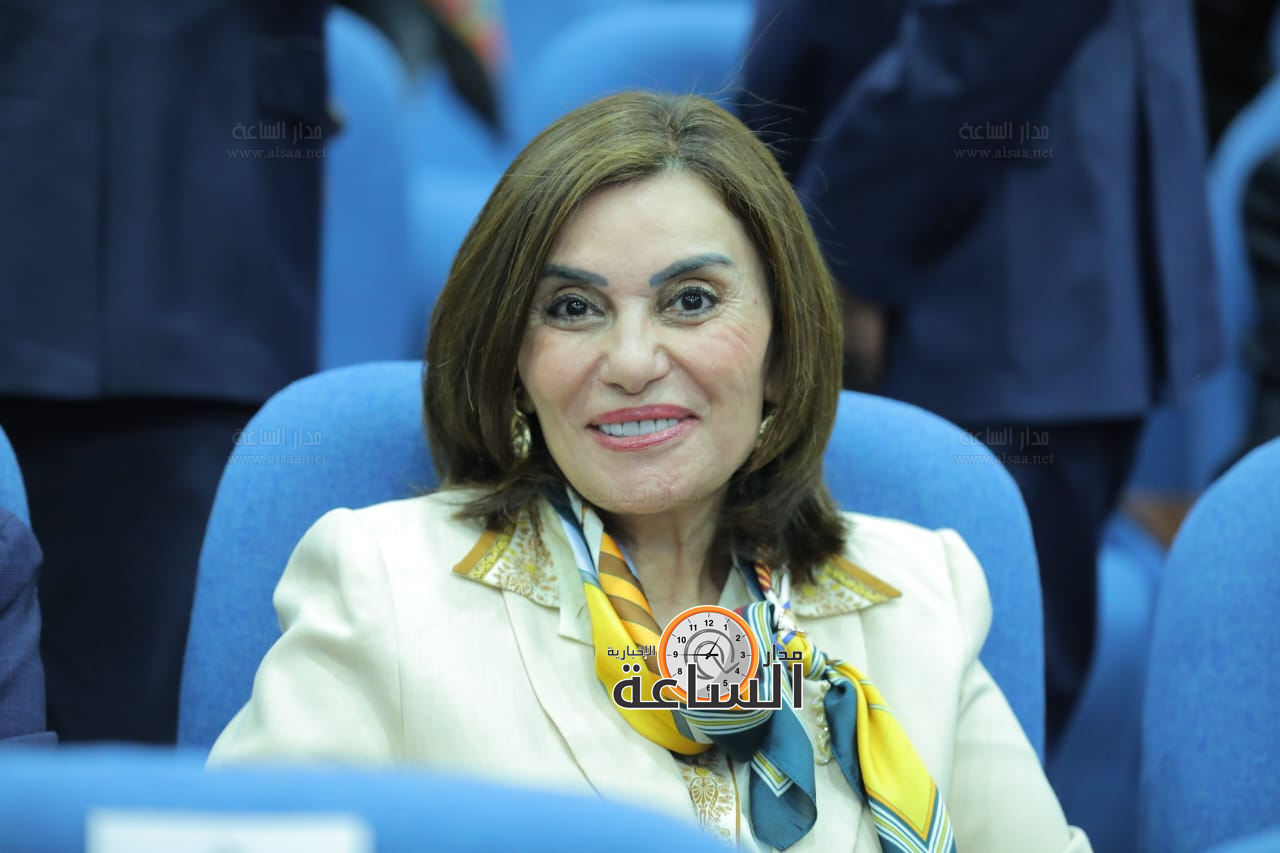 Madar Al-Saa Images 0.5538297352466832