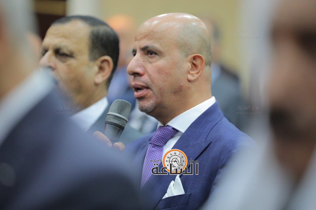 Madar Al-Saa Images 0.4148335481739882