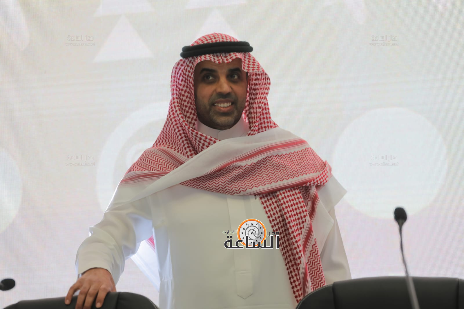 Madar Al-Saa Images 0.07176527060325877