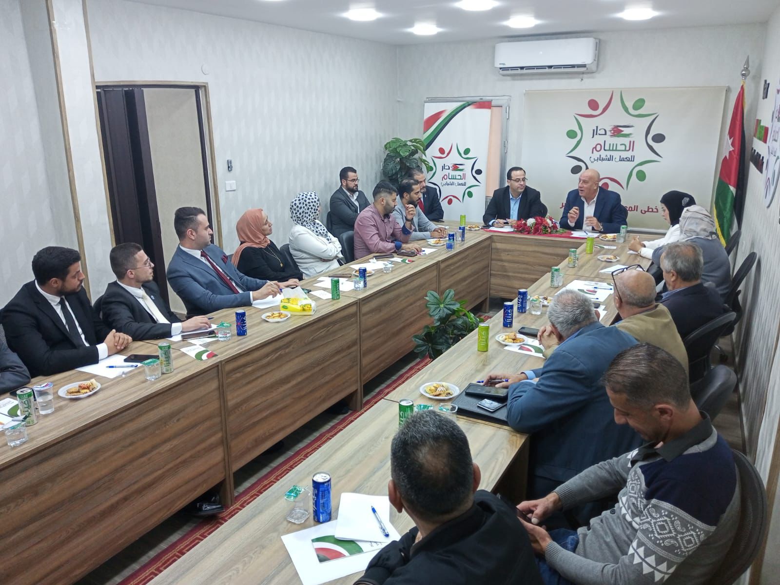 Madar Al-Saa Images 0.4425432403110481