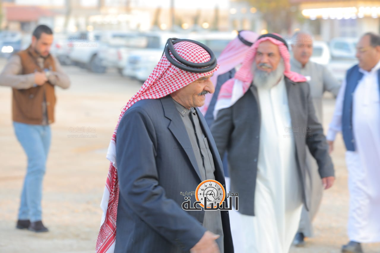 Madar Al-Saa Images 0.44489301345486276