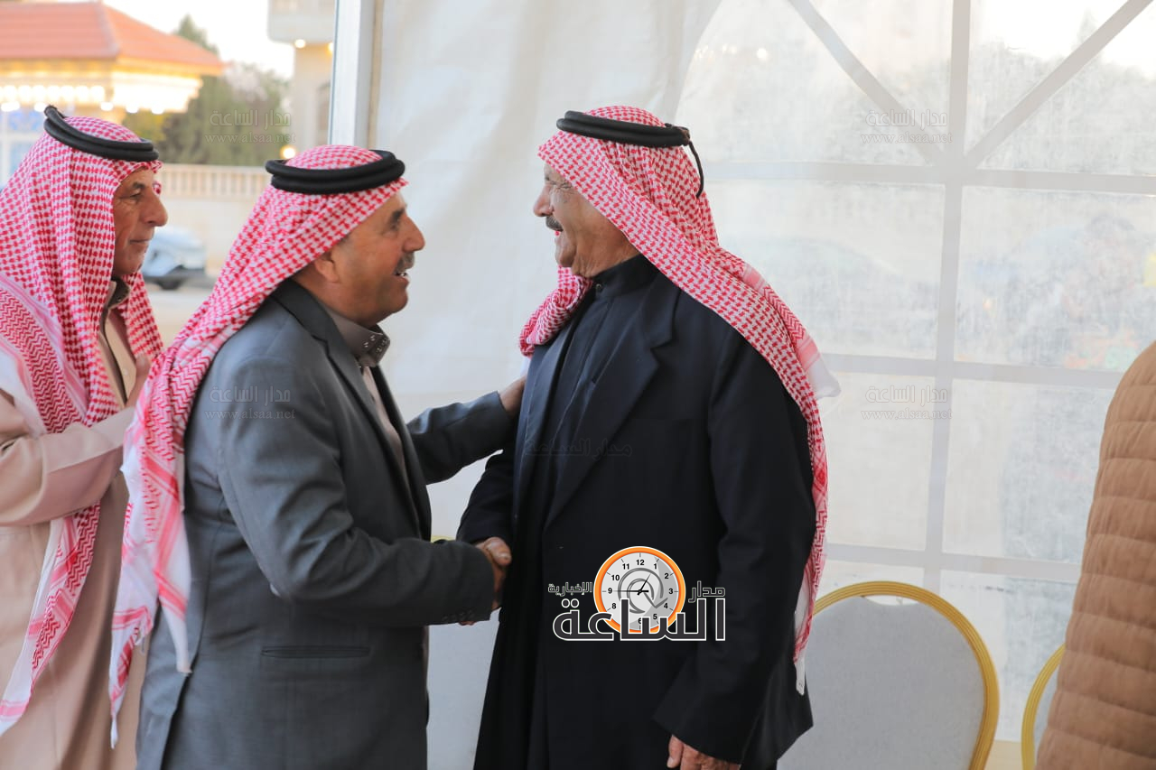 Madar Al-Saa Images 0.8725399302535173