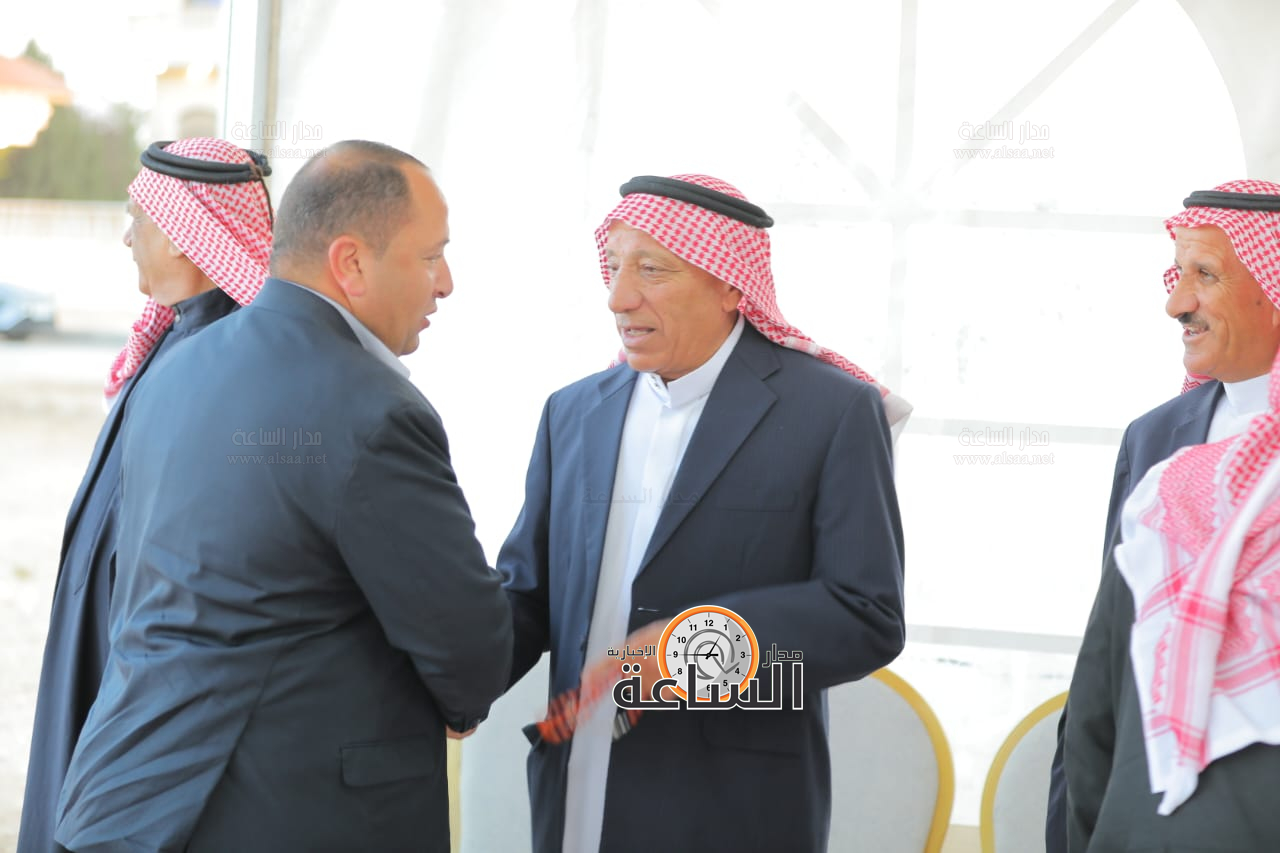 Madar Al-Saa Images 0.4368656314512782