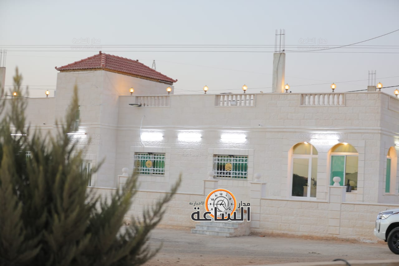 Madar Al-Saa Images 0.3946090895436205