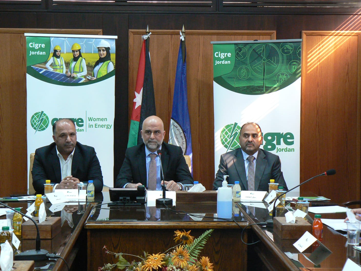 Madar Al-Saa Images 0.13938314695125897