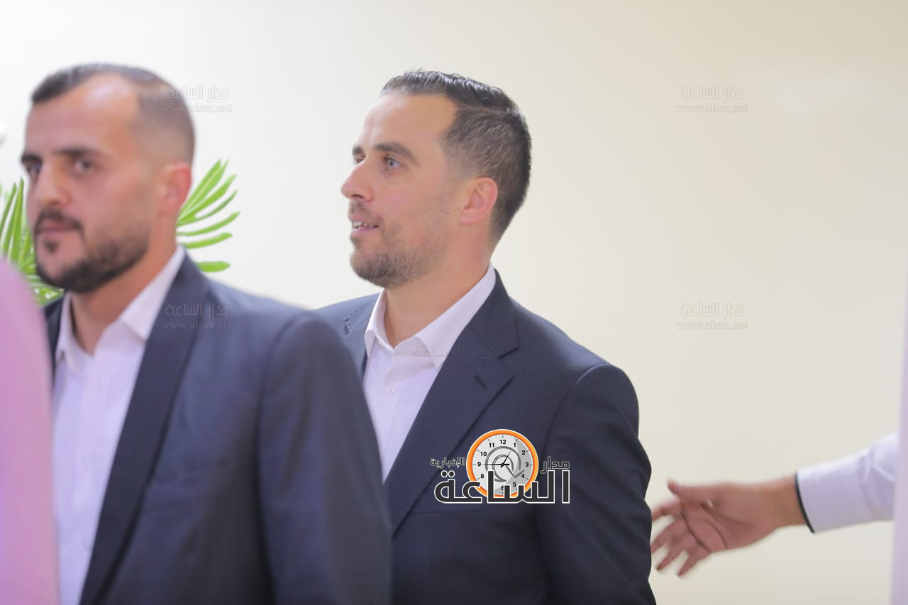 Madar Al-Saa Images 0.9160648493822807