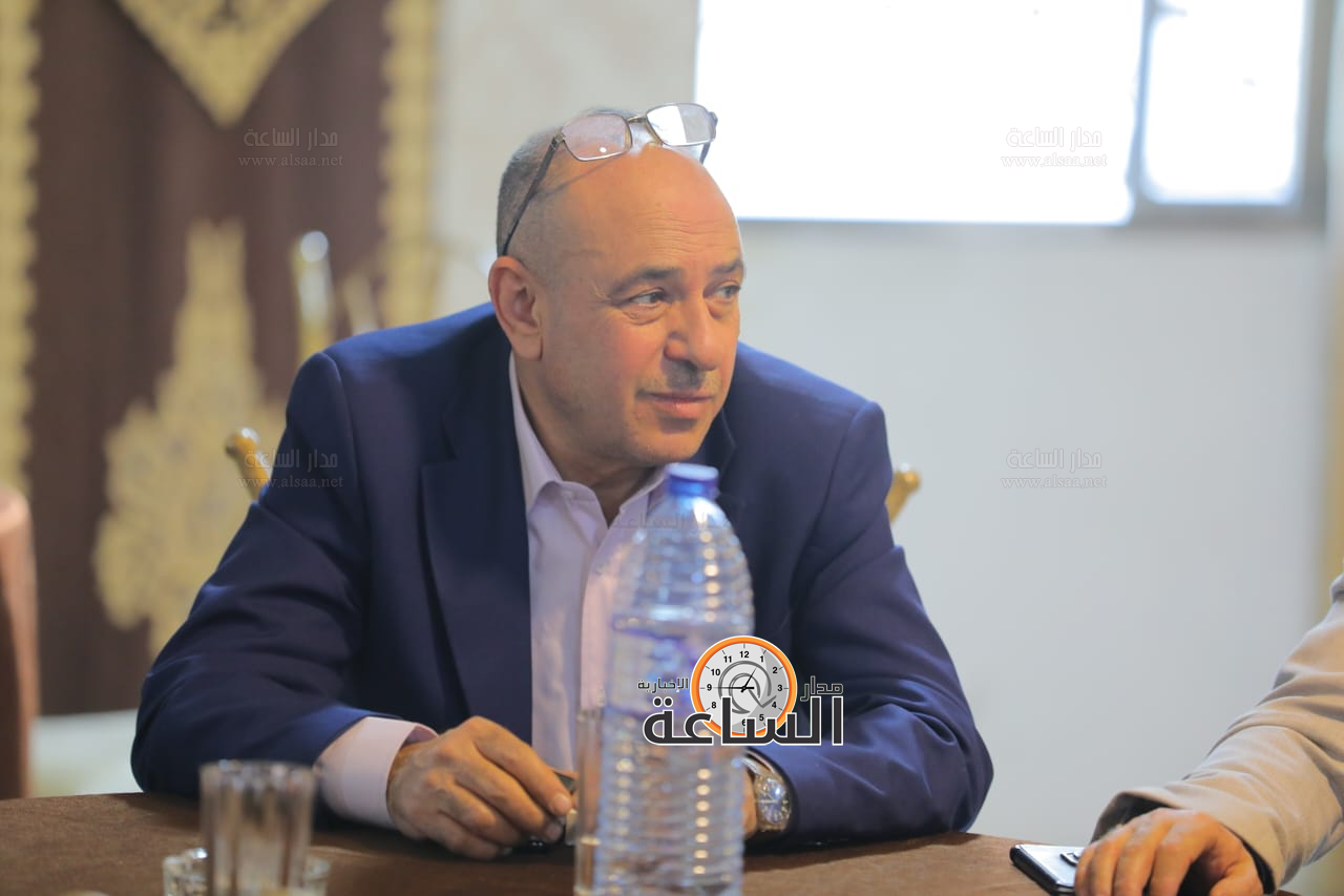 Madar Al-Saa Images 0.1119636319379671