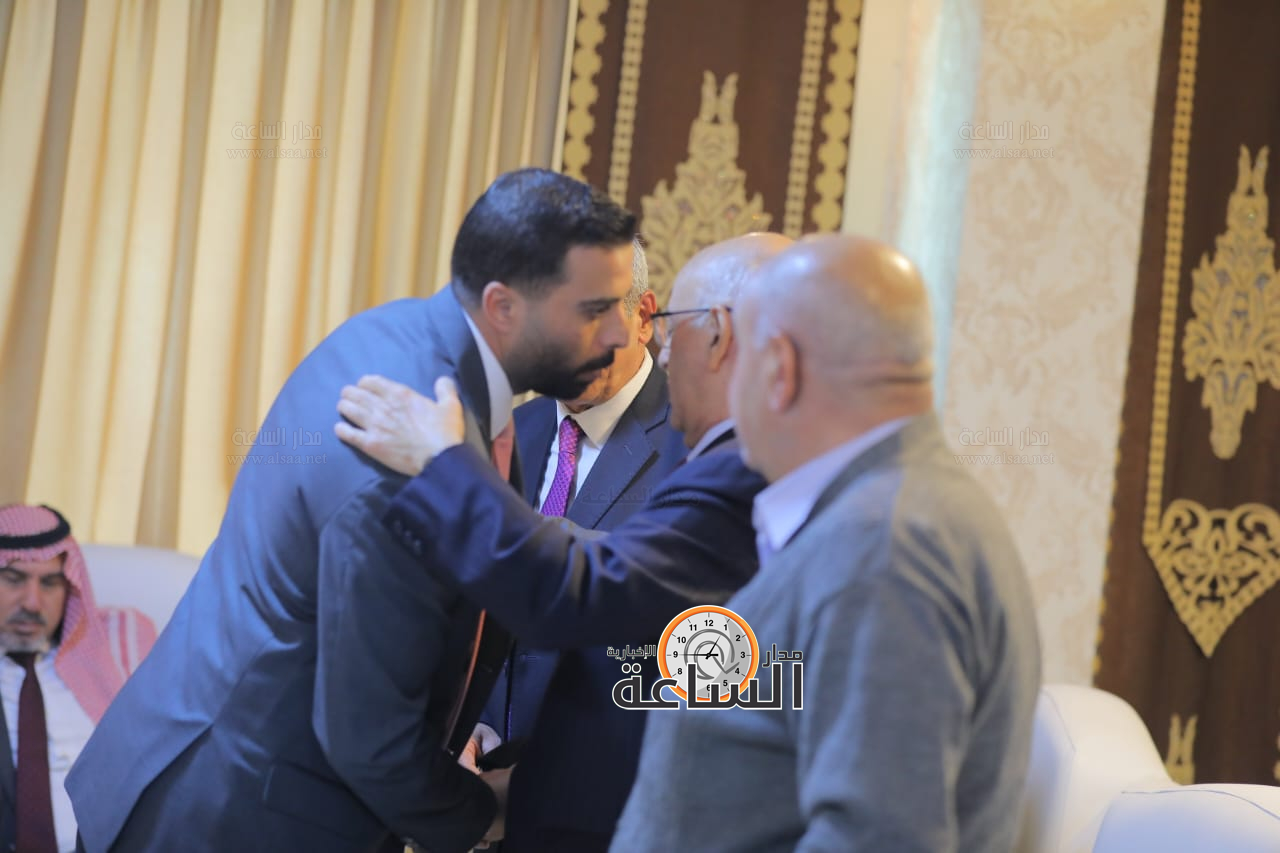 Madar Al-Saa Images 0.10377490125293543