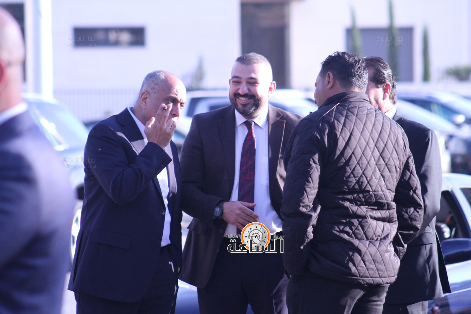 Madar Al-Saa Images 0.4307882513848156