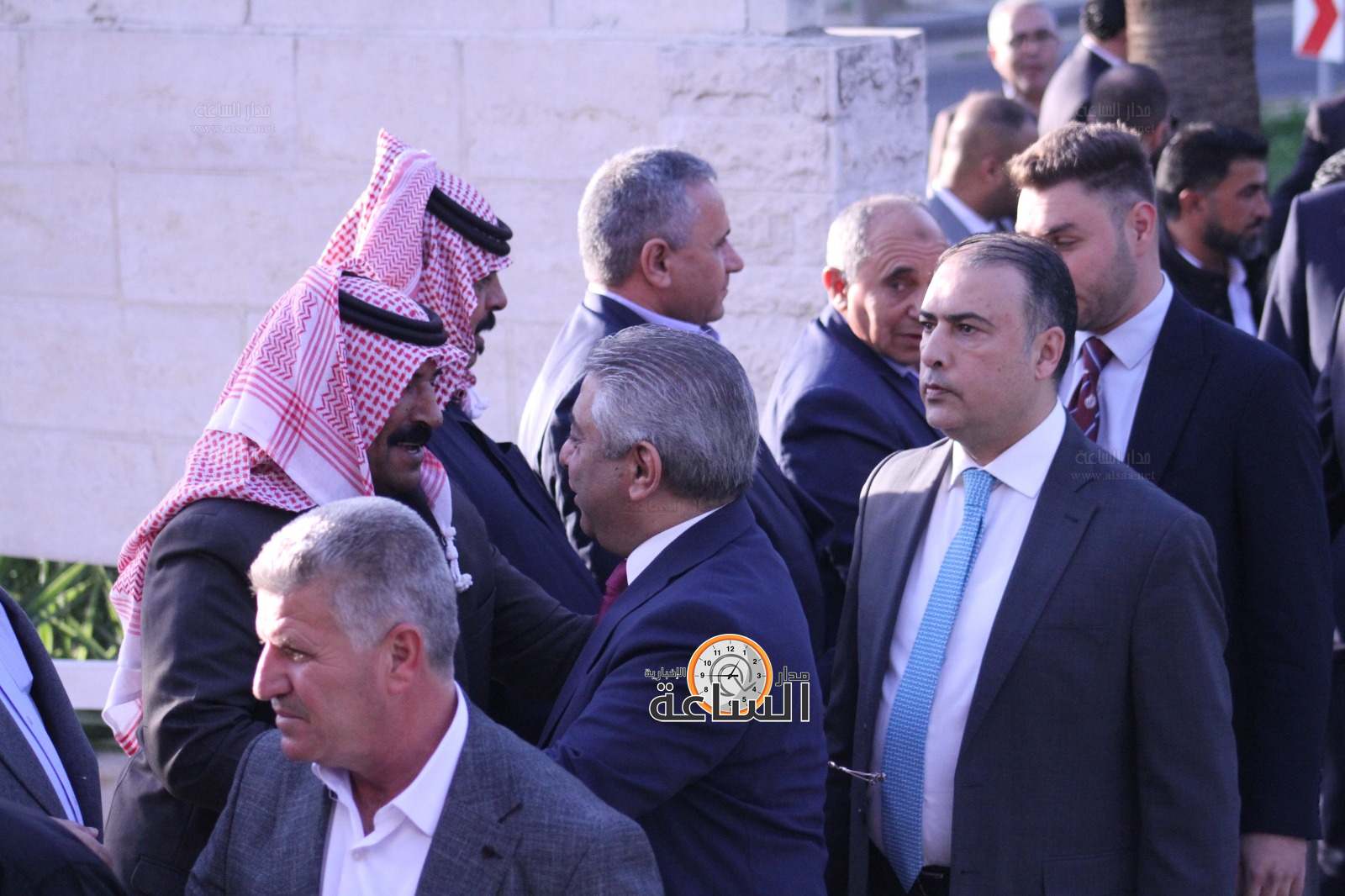 Madar Al-Saa Images 0.03551203521707236