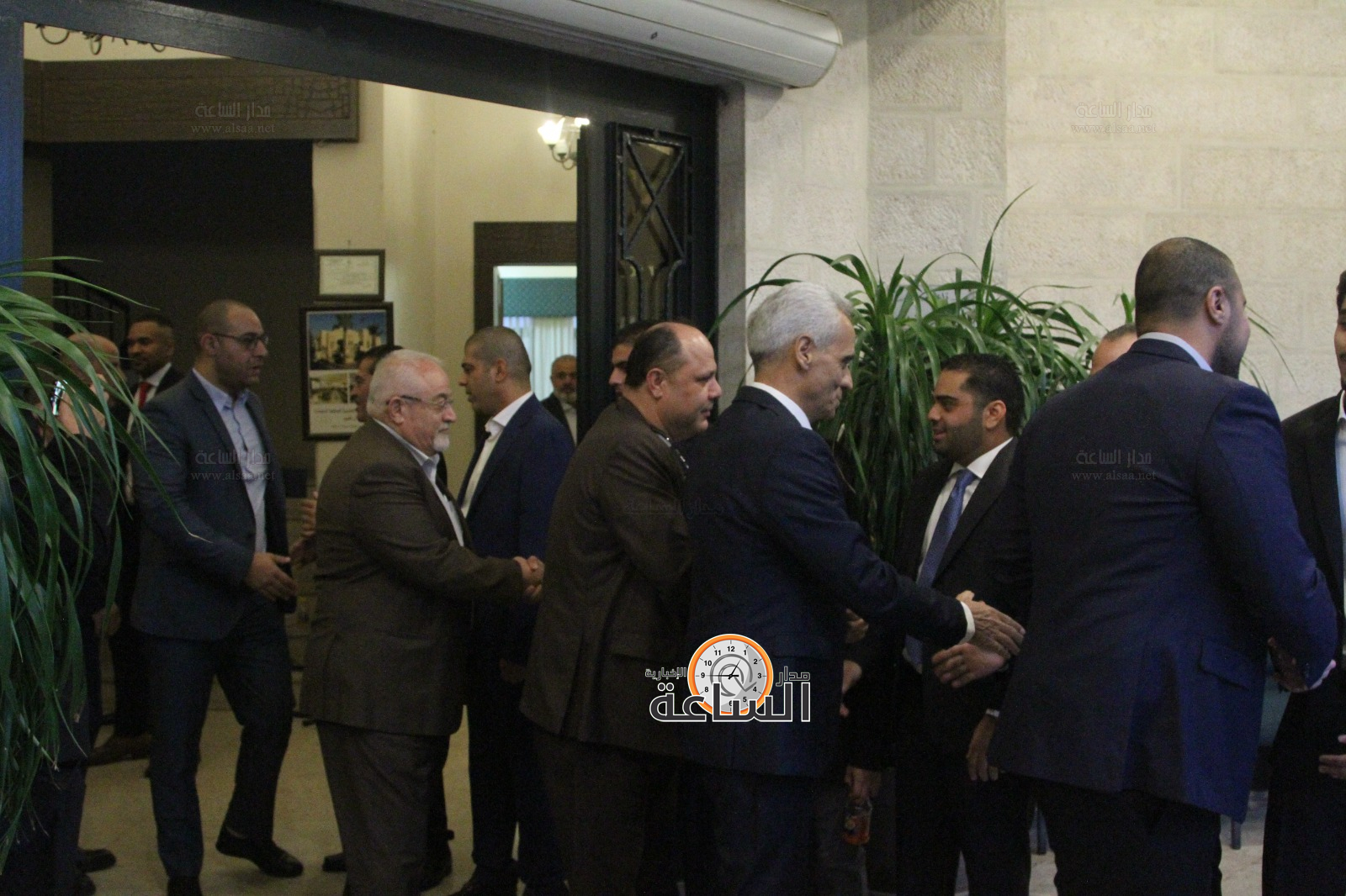 Madar Al-Saa Images 0.2738712474439342