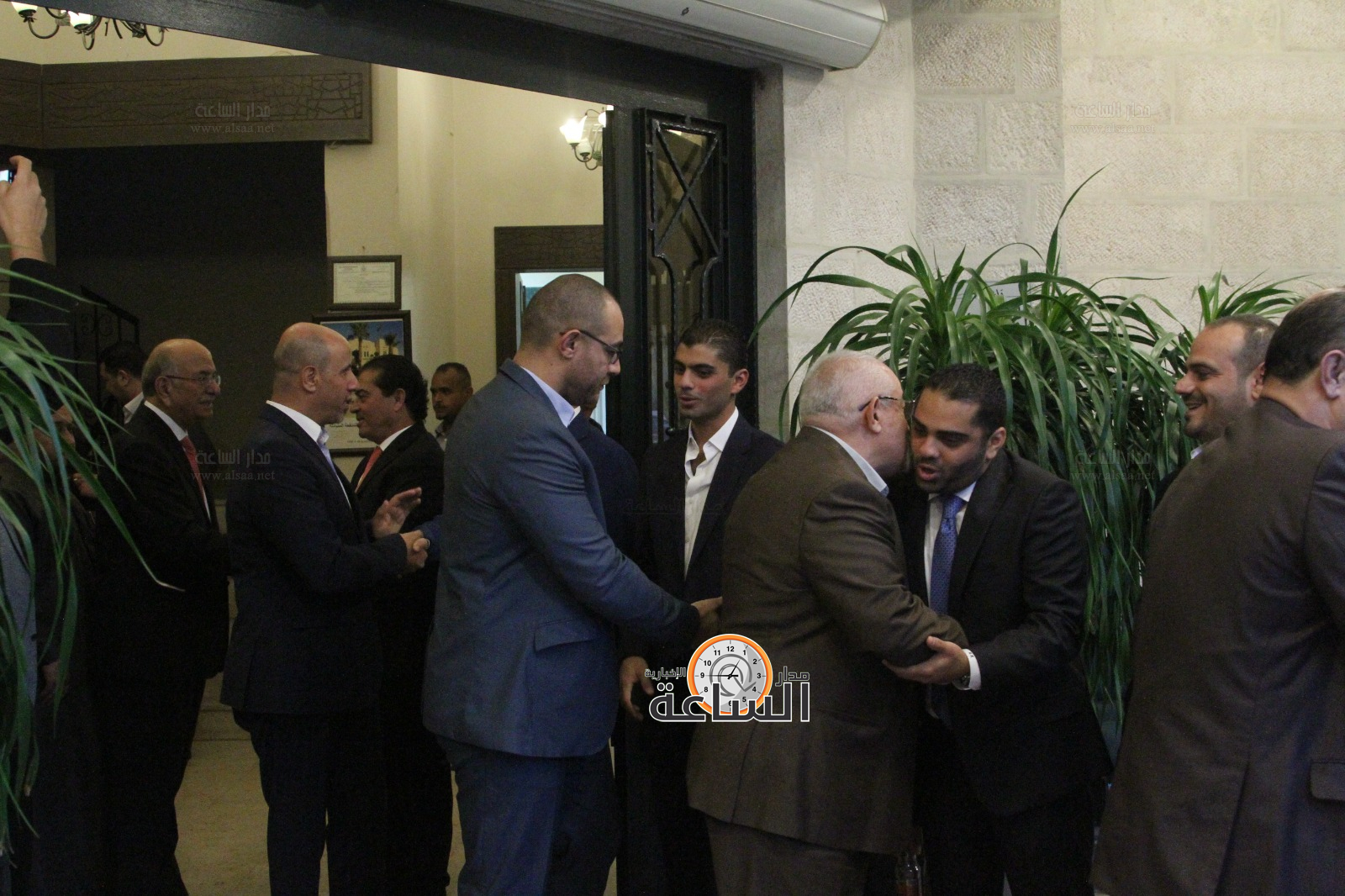 Madar Al-Saa Images 0.27267289028283503