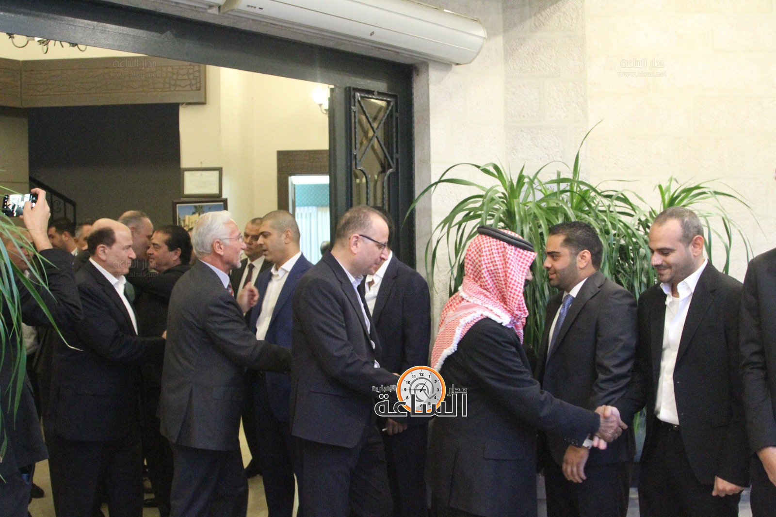 Madar Al-Saa Images 0.4282292205311087