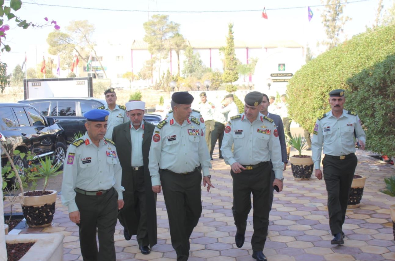 Madar Al-Saa Images 0.152775802111057