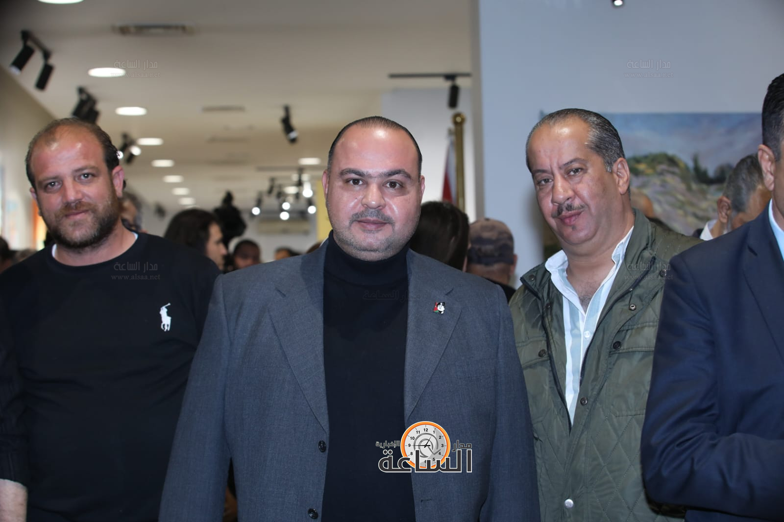 Madar Al-Saa Images 0.810767717659225