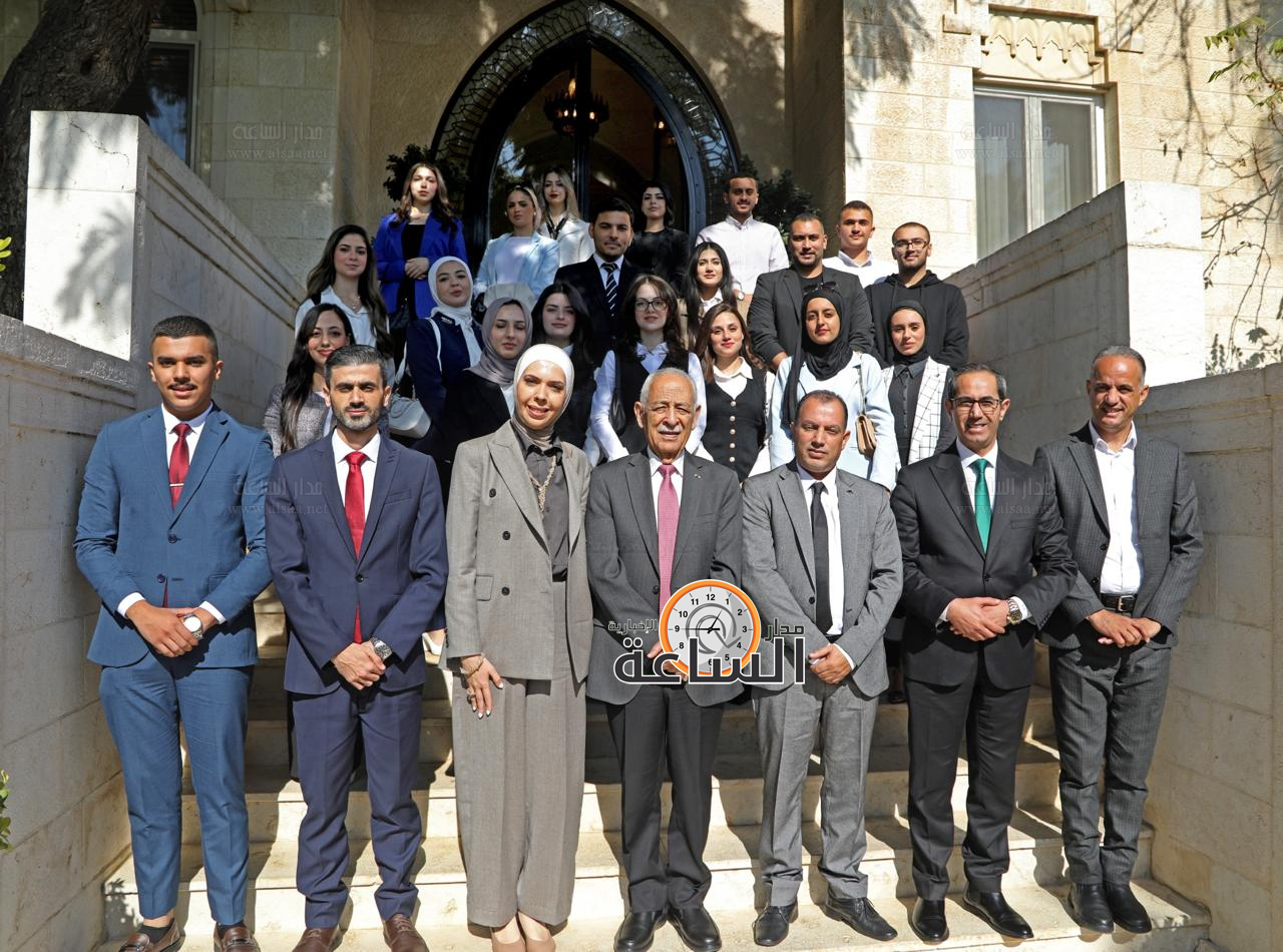 Madar Al-Saa Images 0.5348299537305214