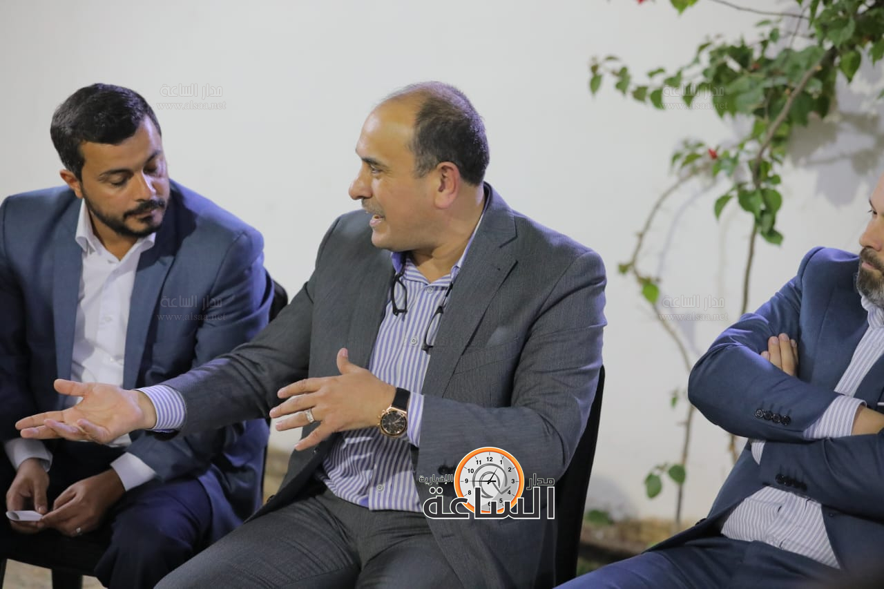 Madar Al-Saa Images 0.6257109161714531