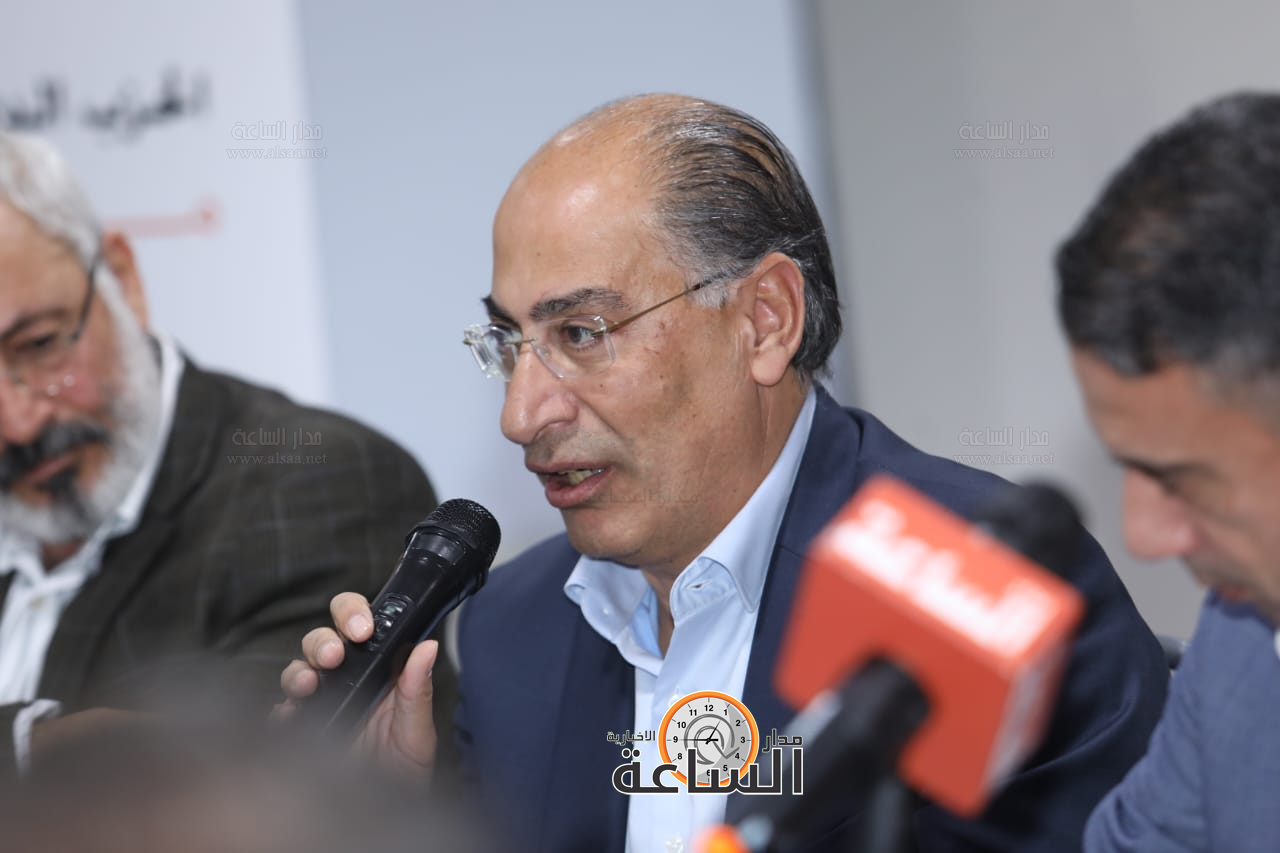 Madar Al-Saa Images 0.9231260580188905