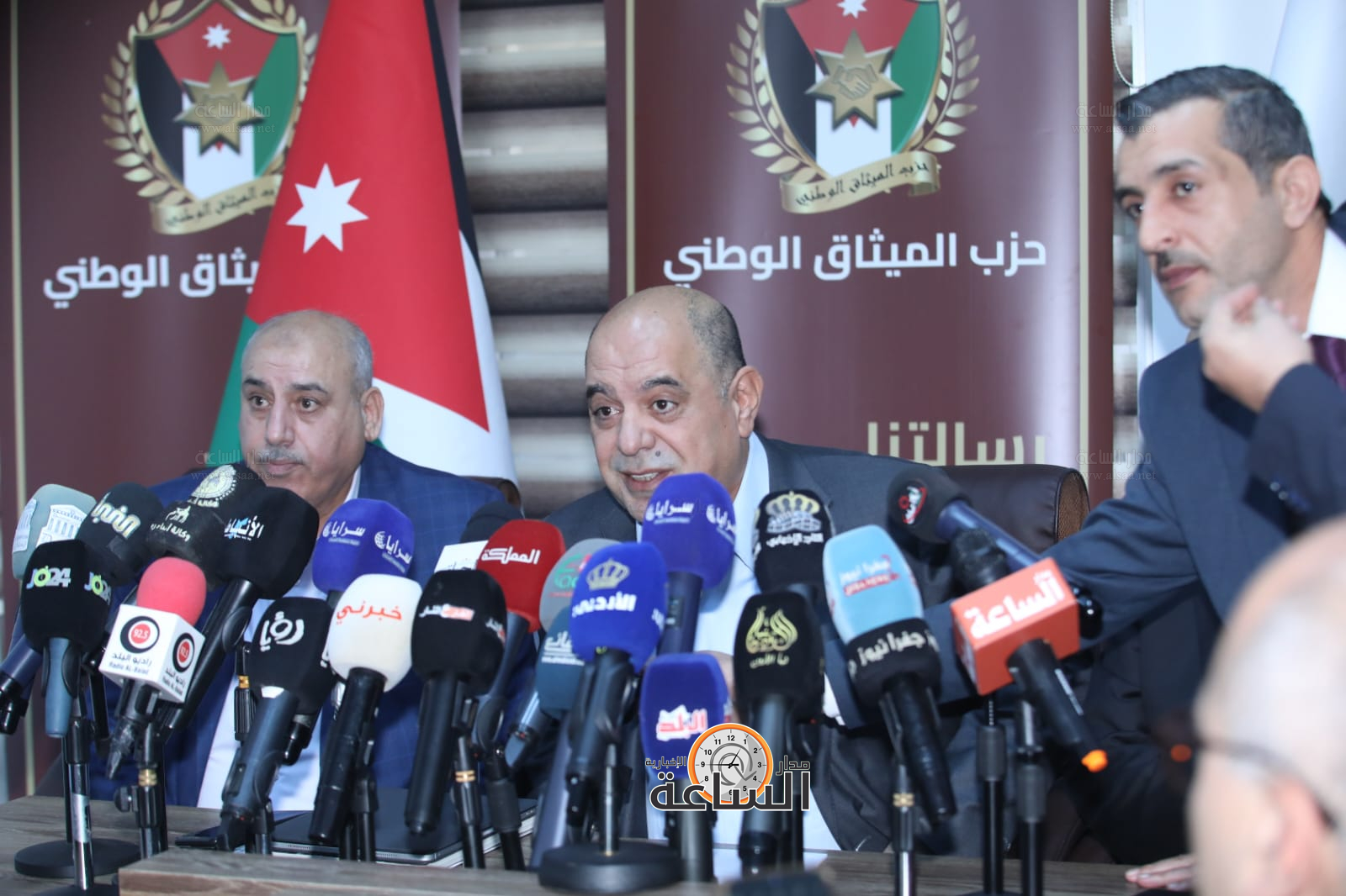 Madar Al-Saa Images 0.1305657009859753