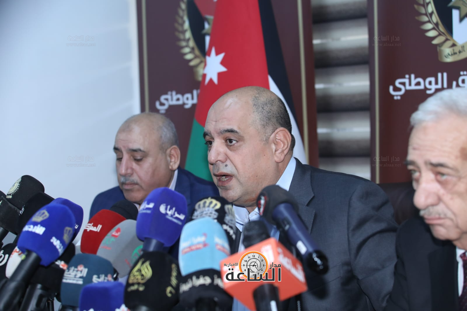 Madar Al-Saa Images 0.8673931747668877