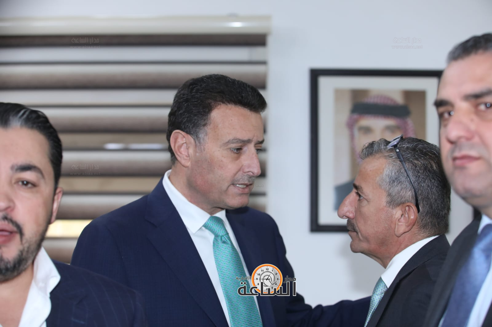 Madar Al-Saa Images 0.6677545101225484