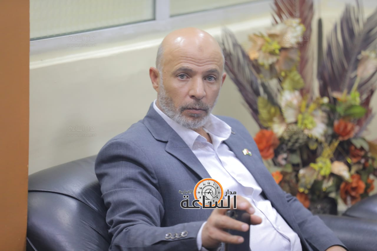 Madar Al-Saa Images 0.4660870533533017