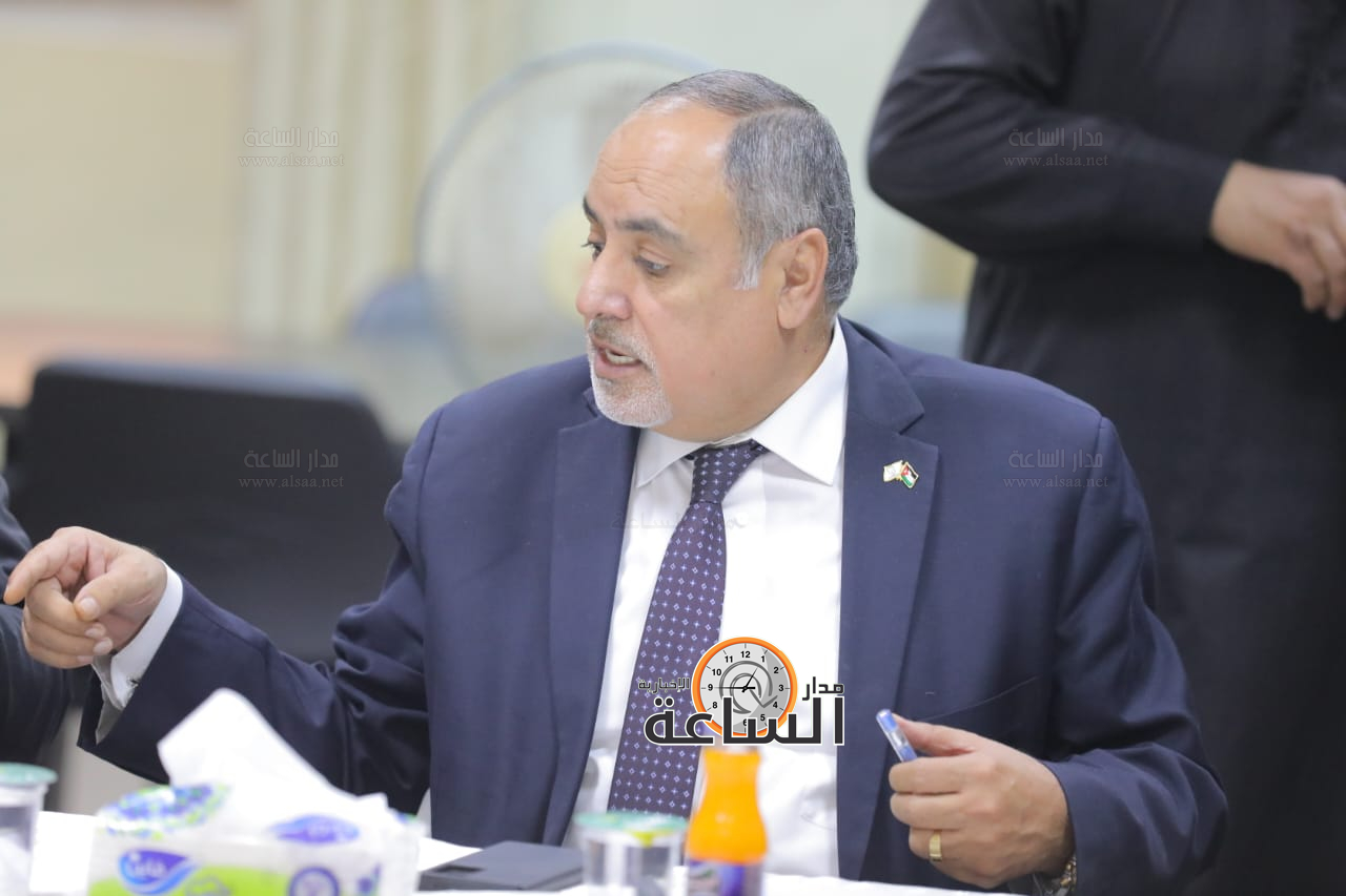 Madar Al-Saa Images 0.9463239583980148