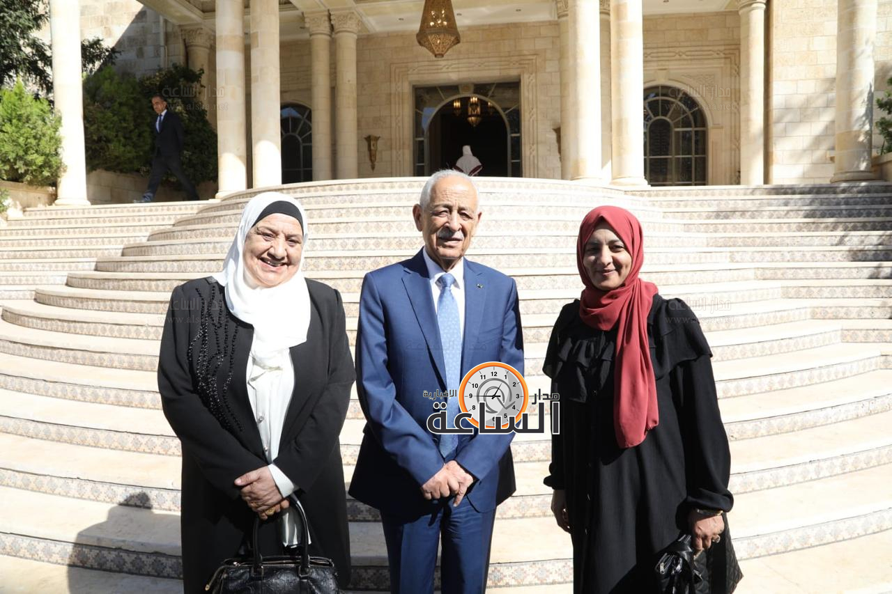 Madar Al-Saa Images 0.98862872537817