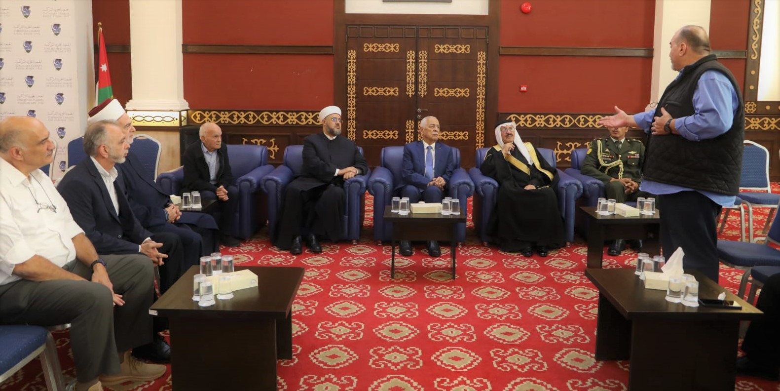 Madar Al-Saa Images 0.7118170042677026