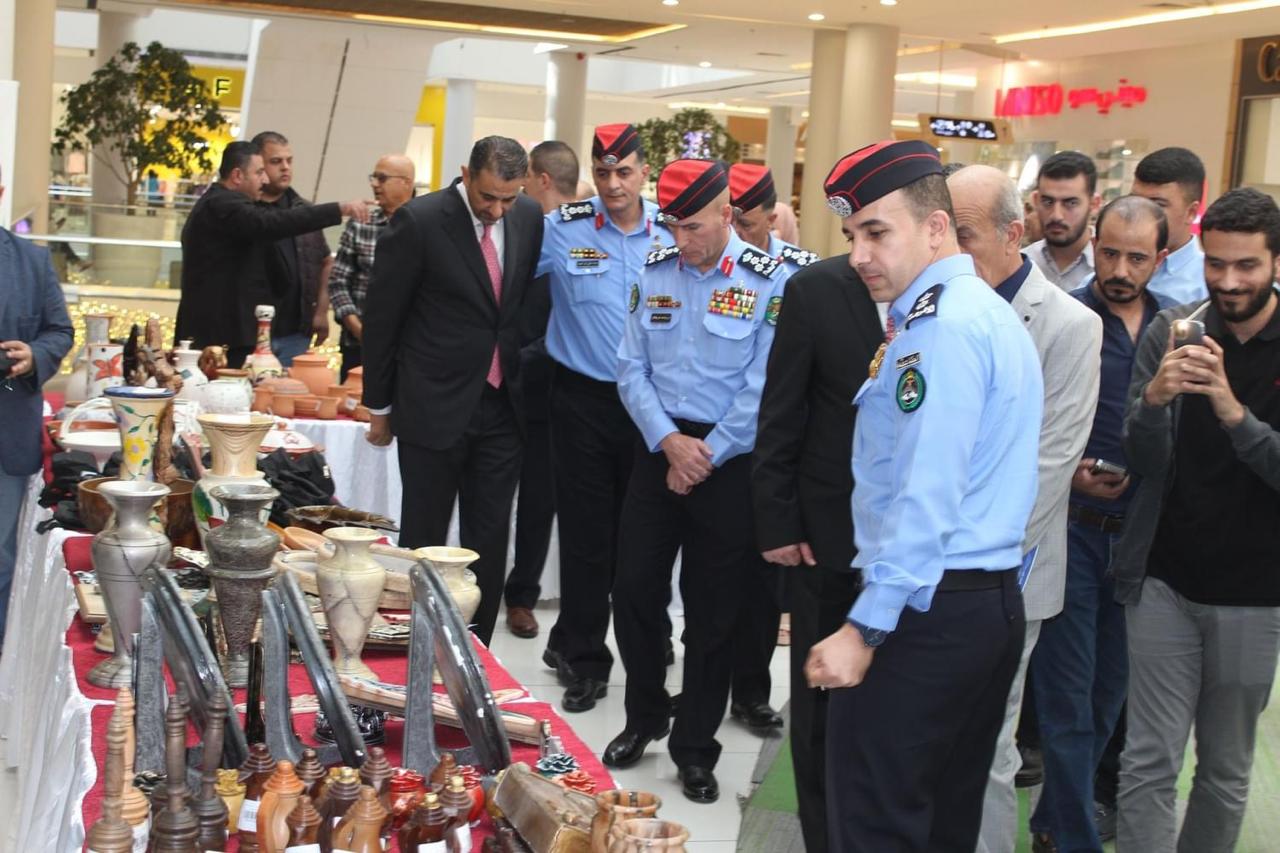 Madar Al-Saa Images 0.5630116873965041