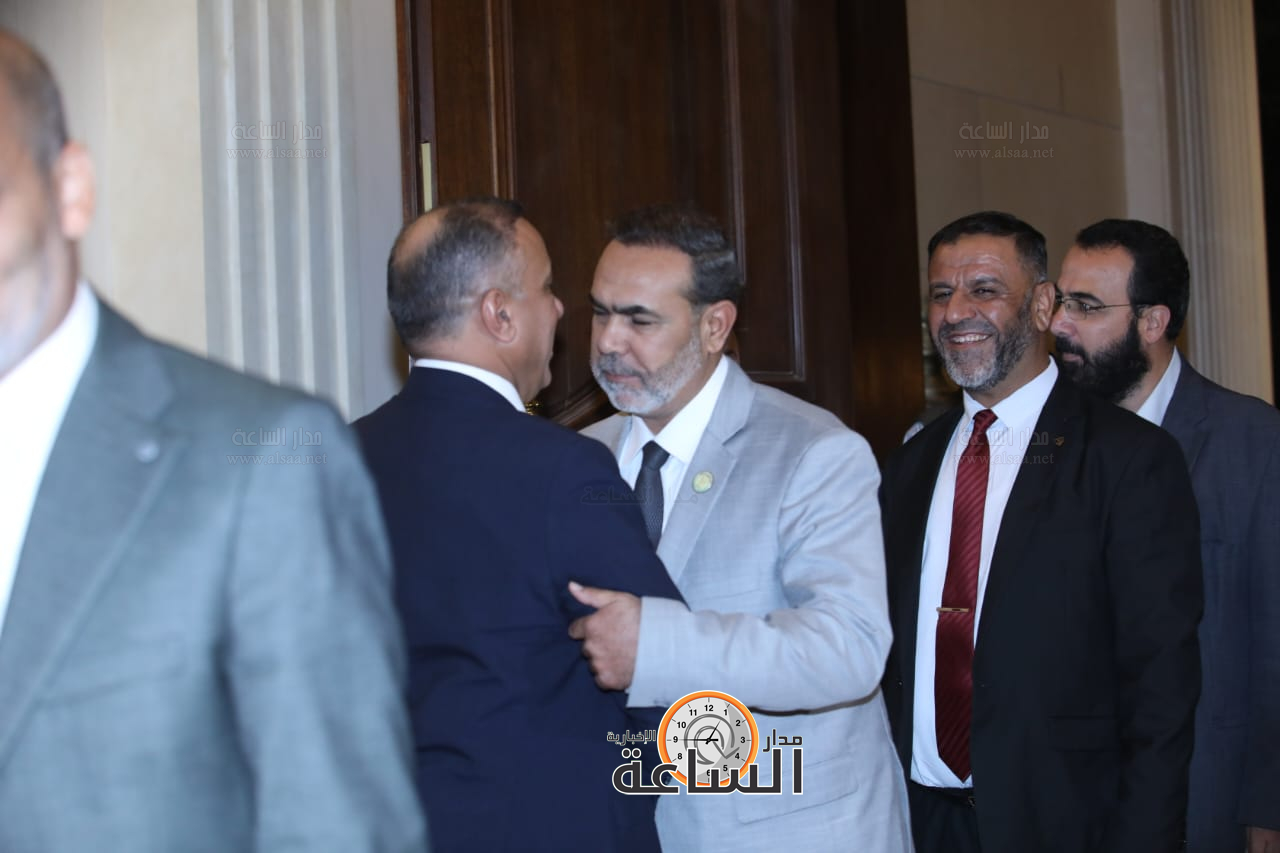 Madar Al-Saa Images 0.5676884154513993