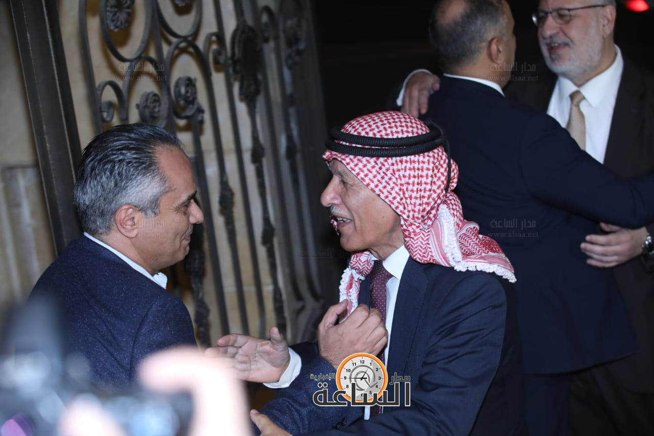 Madar Al-Saa Images 0.5396483958461133