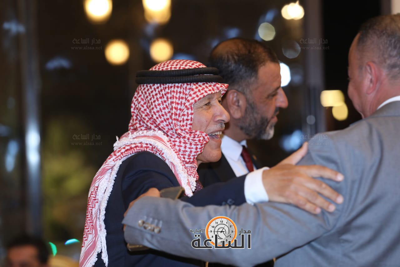 Madar Al-Saa Images 0.6578272689669922