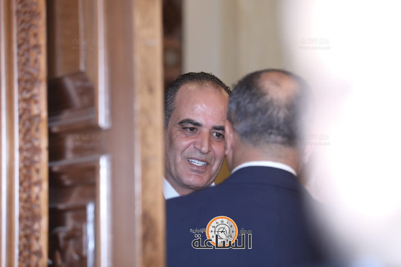 Madar Al-Saa Images 0.48706085348146955