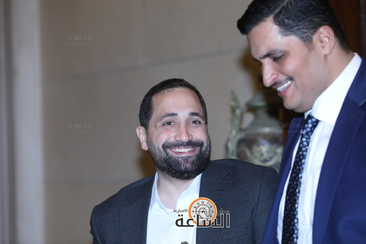 Madar Al-Saa Images 0.8243611660253871