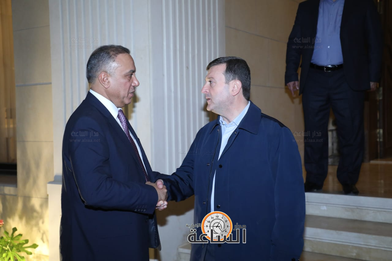 Madar Al-Saa Images 0.4626679543509047