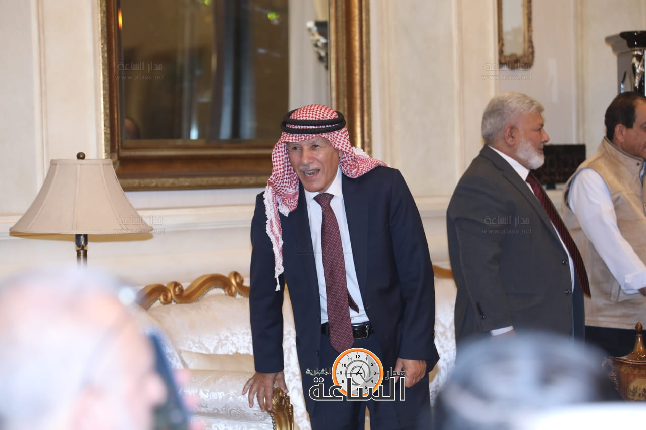 Madar Al-Saa Images 0.7541116792230065