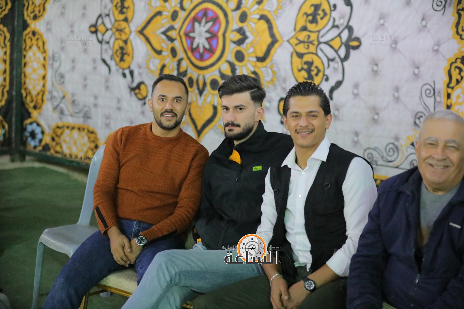 Madar Al-Saa Images 0.9189814199814299