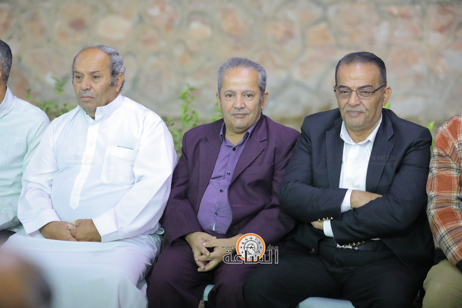 Madar Al-Saa Images 0.6674458581049532