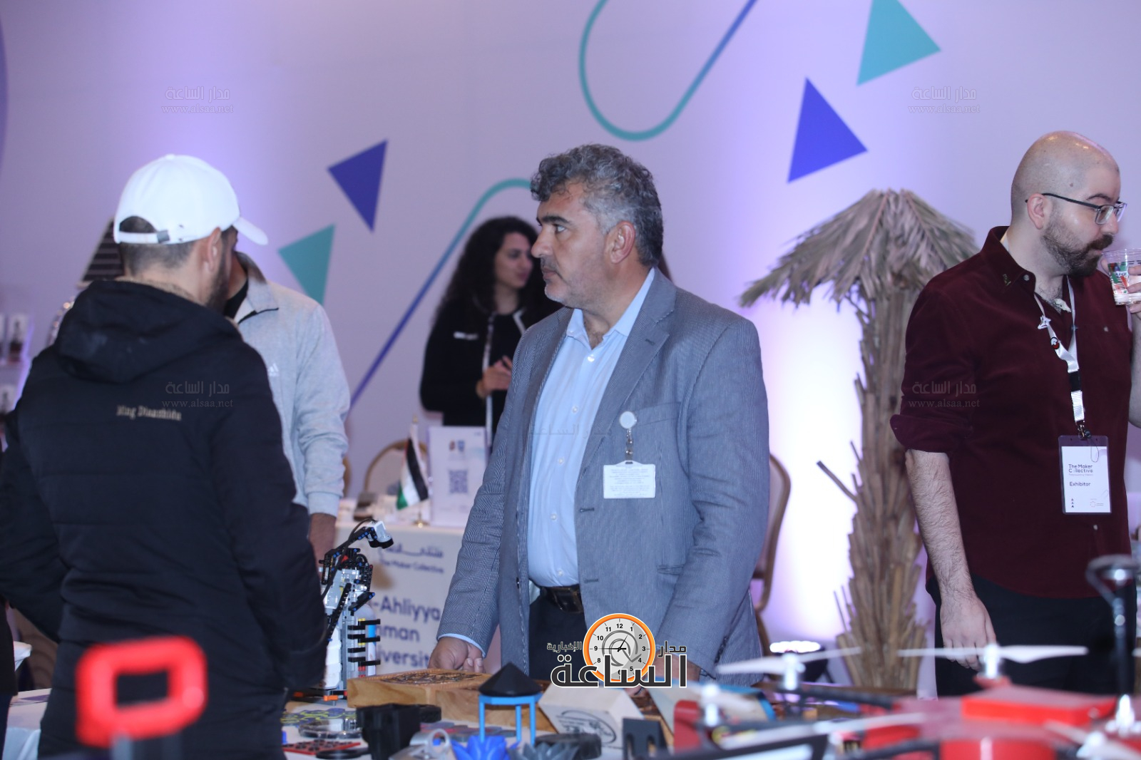 Madar Al-Saa Images 0.3486034656267514