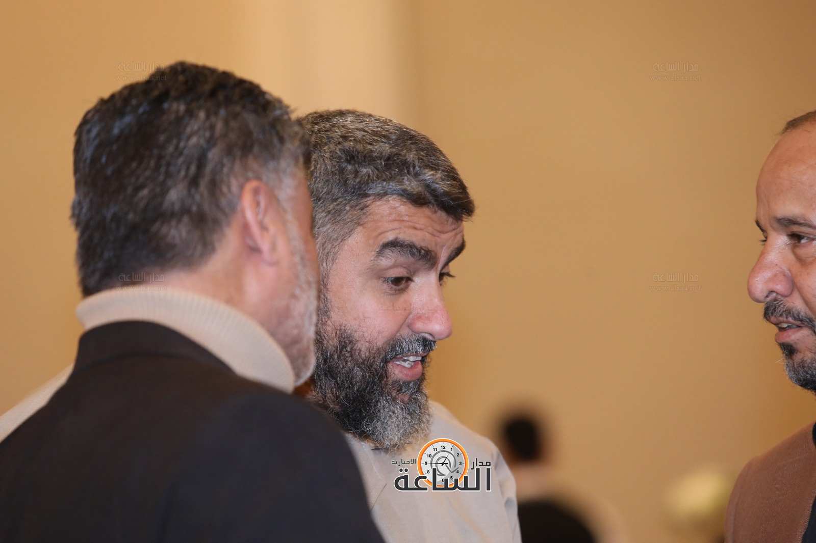 Madar Al-Saa Images 0.3876057699349973