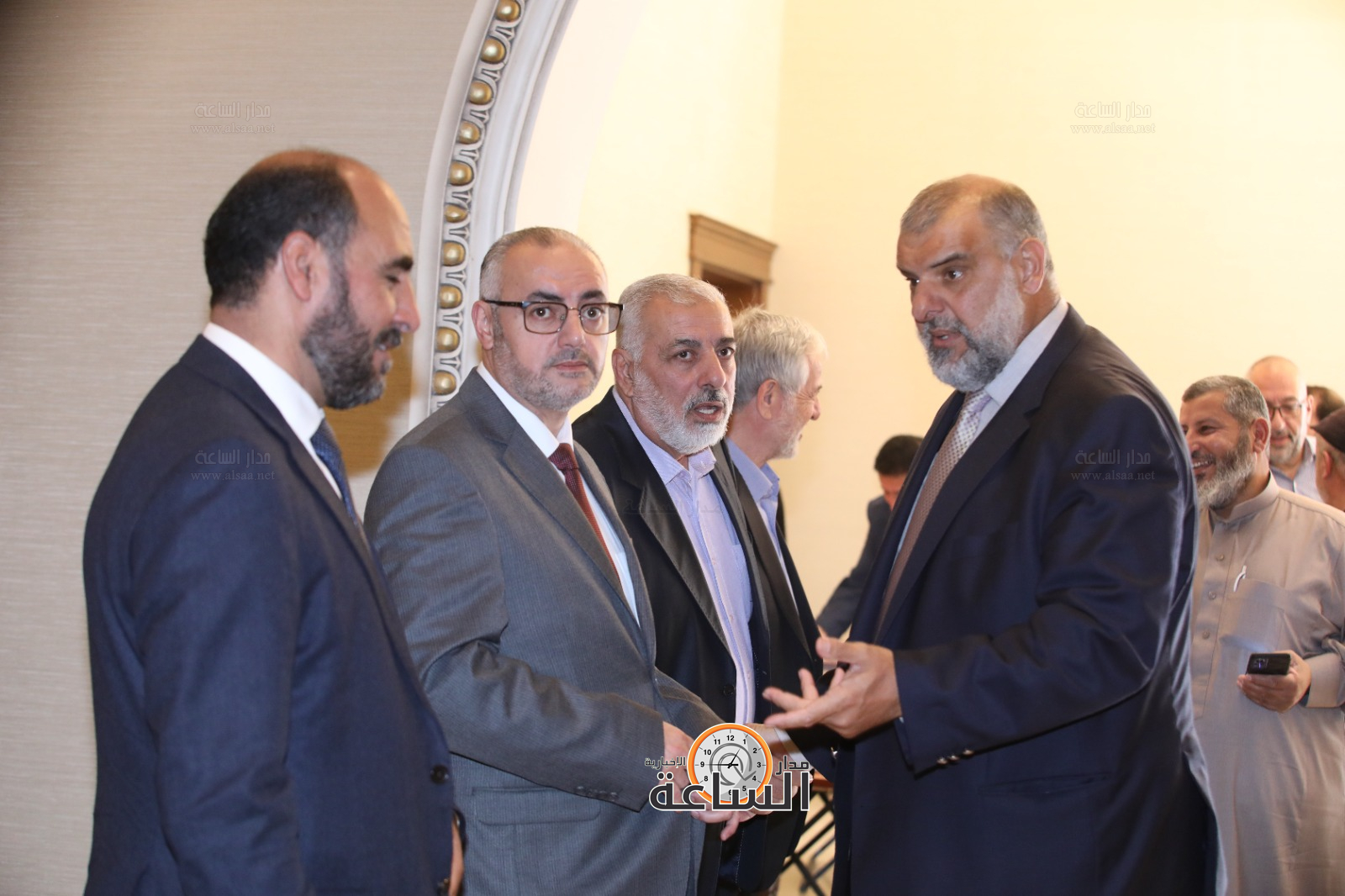 Madar Al-Saa Images 0.9270617706267887