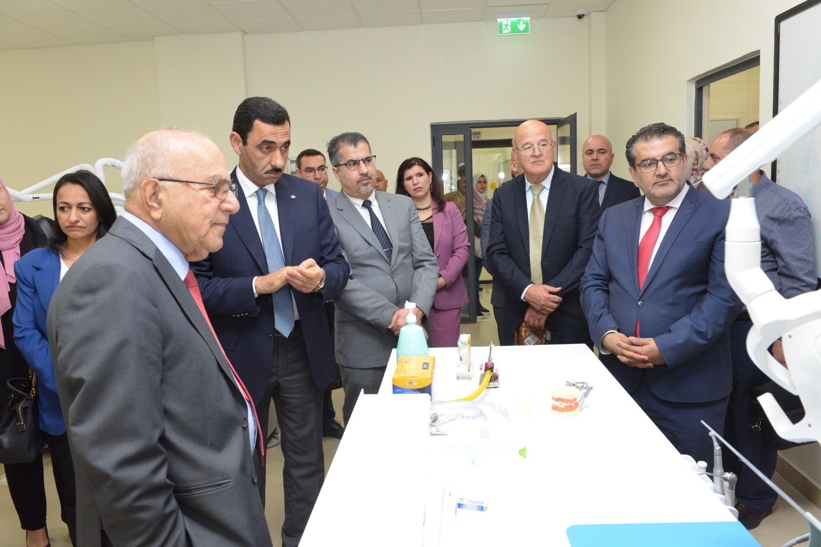 Madar Al-Saa Images 0.5291036842190158