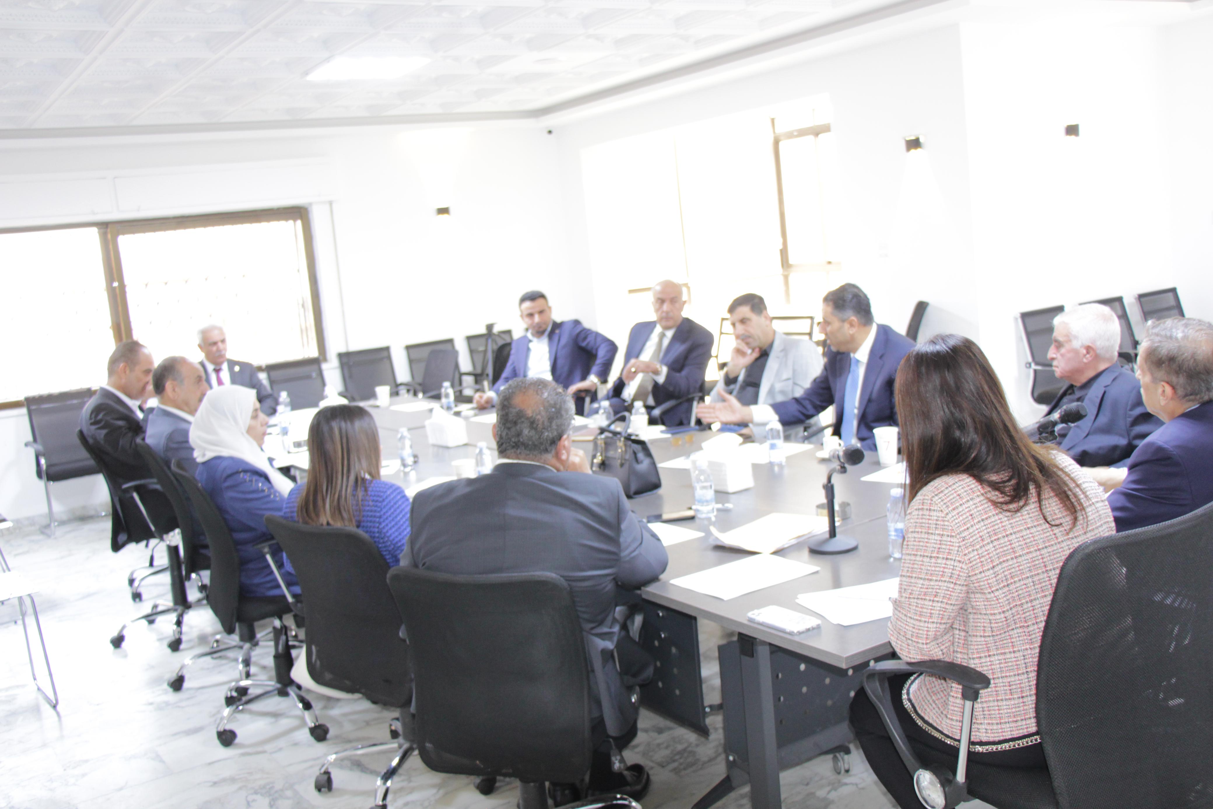 Madar Al-Saa Images 0.23471920204014807