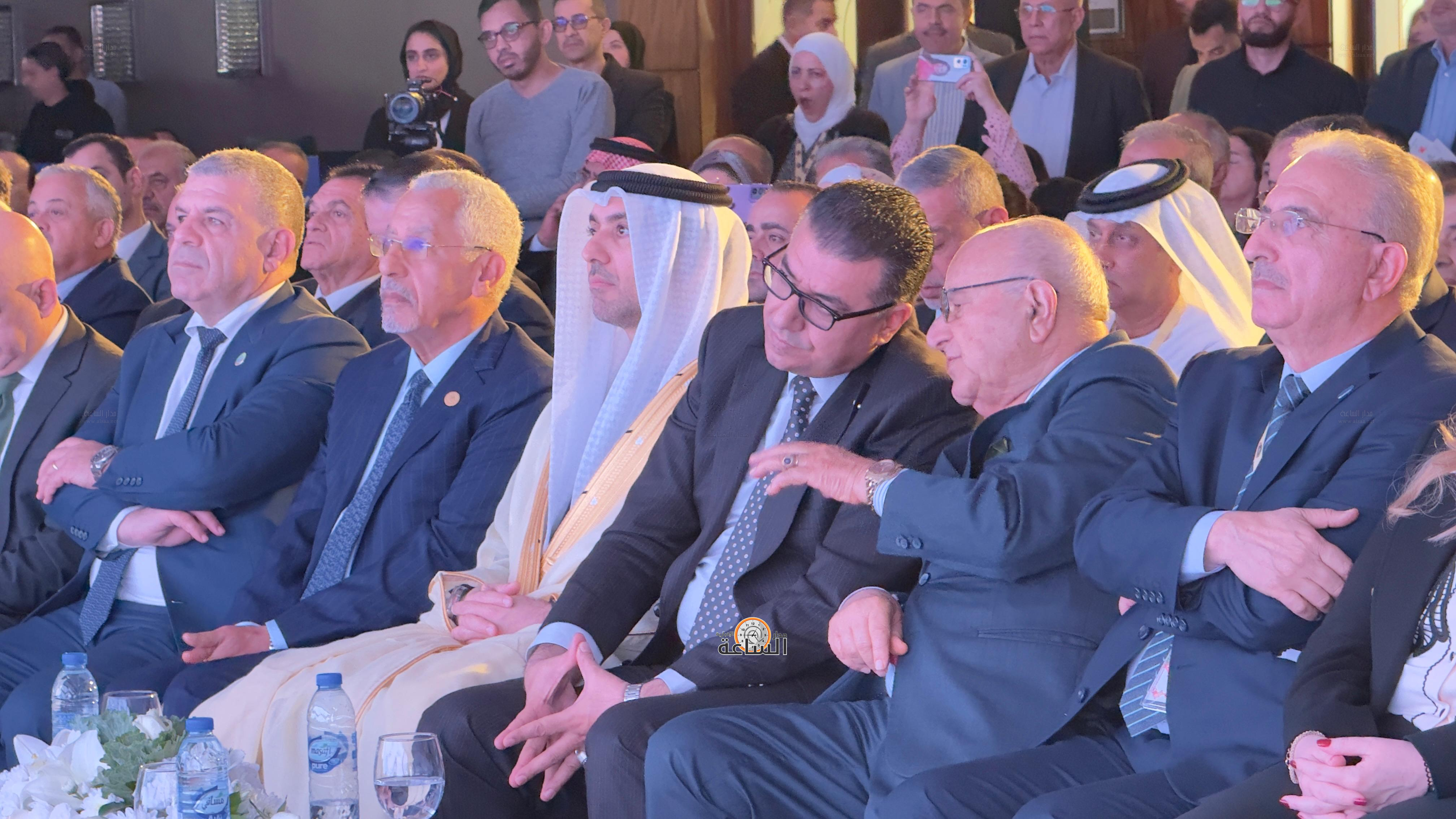 Madar Al-Saa Images 0.4287400241618018