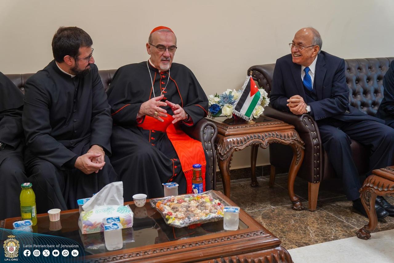 Madar Al-Saa Images 0.02682010577181959