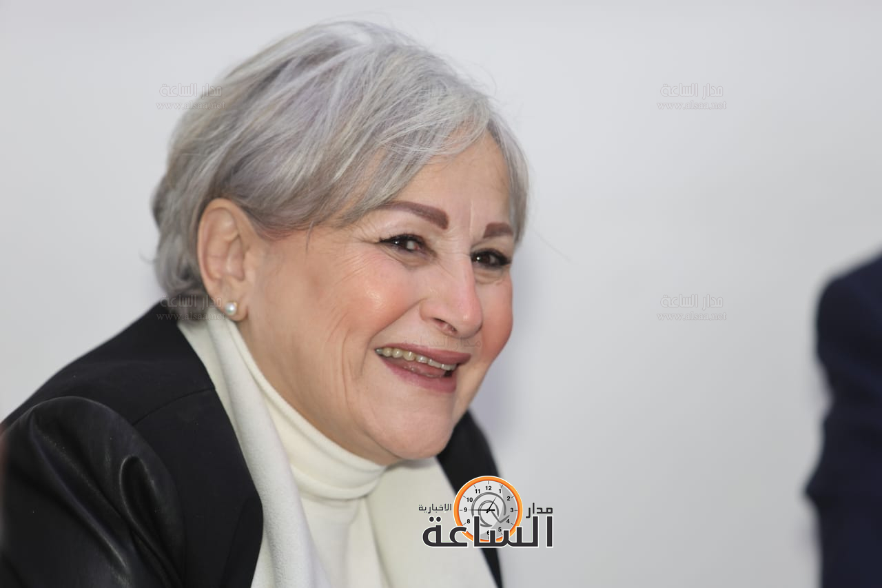 Madar Al-Saa Images 0.673229186423677