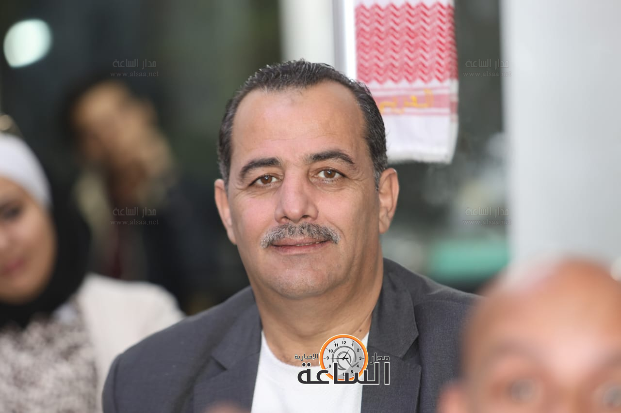 Madar Al-Saa Images 0.16682296416030806