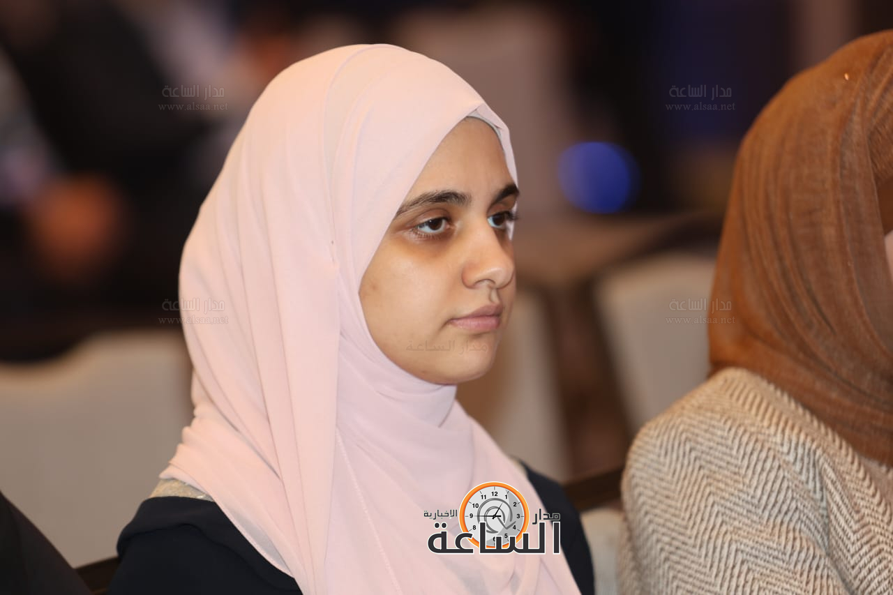 Madar Al-Saa Images 0.14325124605717154