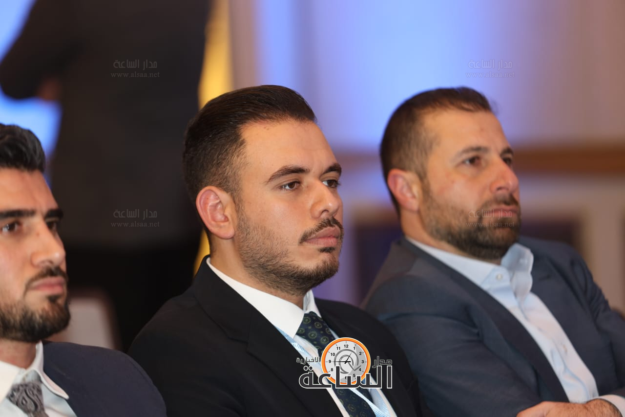 Madar Al-Saa Images 0.8842420619652491